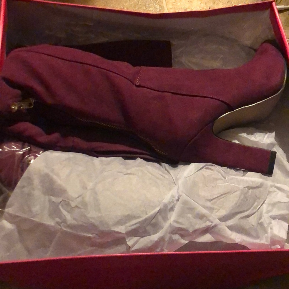 Berry Heeled Boots